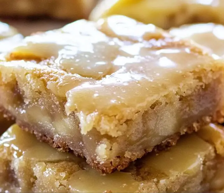 Maple Glazed Apple Blondies Recipe