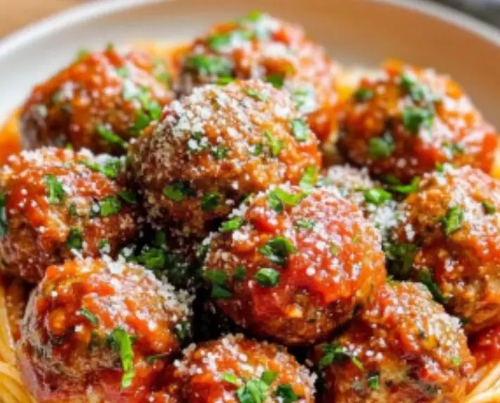 Spaghetti & Meatballs