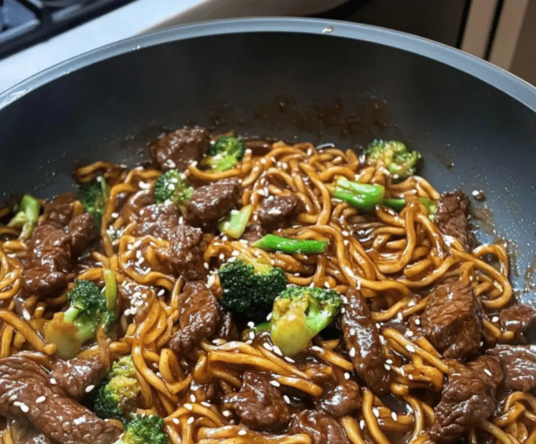 Broccoli Lo Mein: A Savory Stir-Fry with Noodles and Veggies