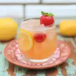 Sparkling Strawberry Lemonade Cocktail 3 Sparkling Strawberry Lemonade Cocktail